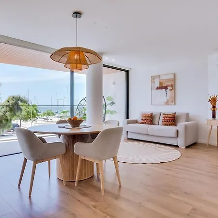 Marina Horizon - 2br Contemporary Retreat L Apartmán