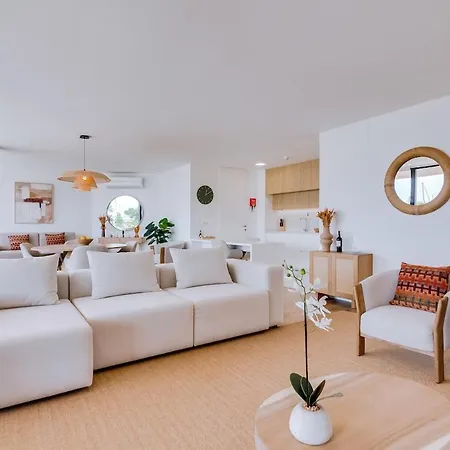 Marina Horizon - 2br Contemporary Retreat L شقة *